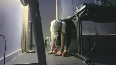 Submissive Slut LOVES adoration online show from 08.03.26