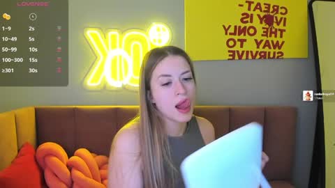 Stacy online show from 04.11.26