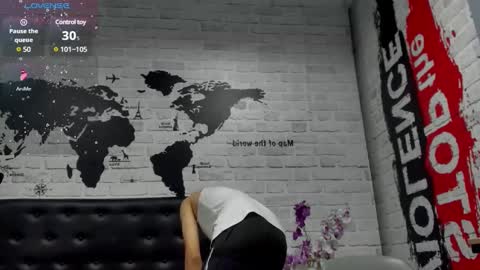 Snapshot of stanlycupper333 chatting on 01.19.25 Stanly online show from 01.19.25