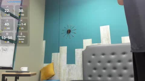 Snapshot of stanlycupper333 chatting on 02.01.25 Stanly online show from 02.01.25