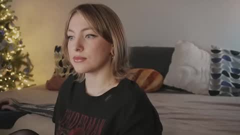 Kristina online show from 12.18.25