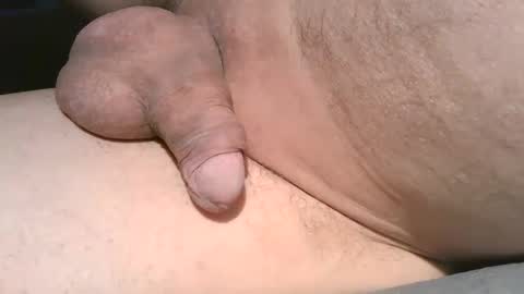 Snapshot of stanvarna chatting on 12.22.24 stanvarna online show from 12.22.24