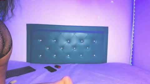 Snapshot of star_darling chatting on 02.28.25 S T A R online show from 02.28.25