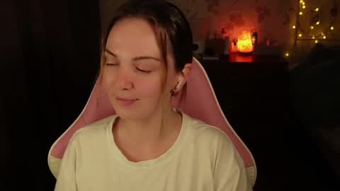 Snapshot of star_shopping chatting on 01.19.25 Alice online show from 01.19.25