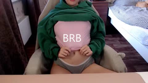 Snapshot of star_shopping chatting on 01.23.25 Alice online show from 01.23.25