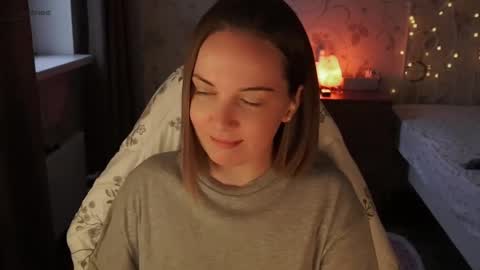 Snapshot of star_shopping chatting on 03.10.25 Alice online show from 03.10.25