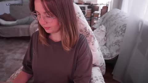 Snapshot of star_shopping chatting on 09.11.25 Alice online show from 09.11.25