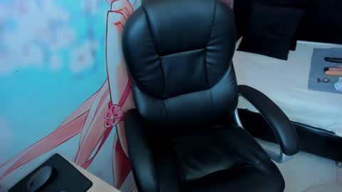 Snapshot of starlettays chatting on 09.19.25 StarletTays online show from 09.19.25