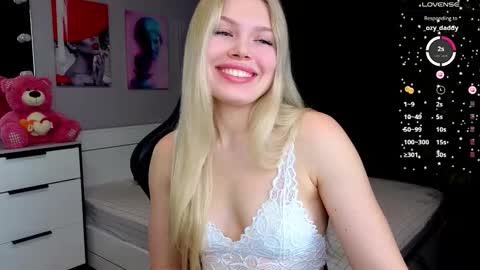 Caroline online show from 01.08.26