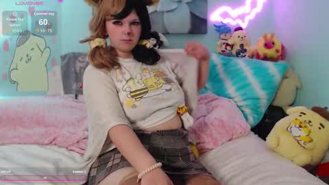 Snapshot of starsaturn chatting on 10.22.25 Saturn online show from 10.22.25