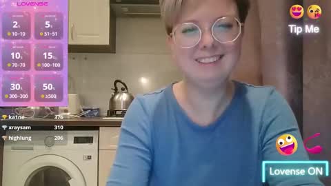 Snapshot of stasya_07 chatting on 12.11.24 Stasya online show from 12.11.24