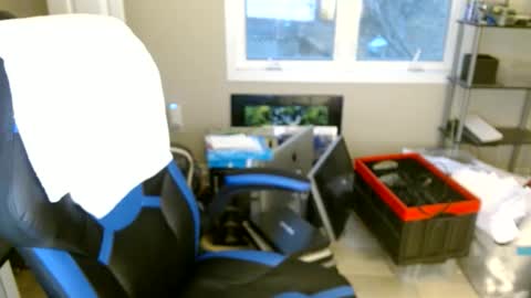 Snapshot of steakman007 chatting on 11.04.25 Steakman online show from 11.04.25