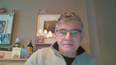 Snapshot of stedom chatting on 12.30.24 stepdom online show from 12.30.24