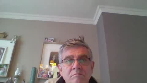 Snapshot of stedom chatting on 02.12.25 stepdom online show from 02.12.25