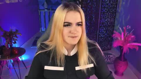 stef_nicks online show from 10.03.25