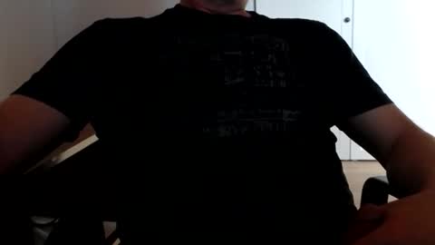 Snapshot of stefan2580 chatting on 04.21.26 Stefan online show from 04.21.26