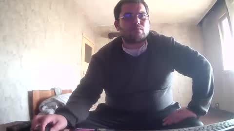 Snapshot of stefan90pt chatting on 12.17.24 Stefan online show from 12.17.24