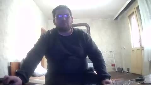 Snapshot of stefan90pt chatting on 12.19.24 Stefan online show from 12.19.24