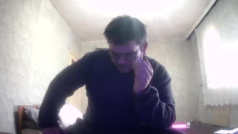 Snapshot of stefan90pt chatting on 01.12.25 Stefan online show from 01.12.25