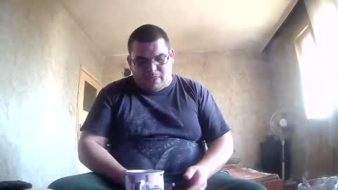 Snapshot of stefan90pt chatting on 09.09.25 Stefan online show from 09.09.25