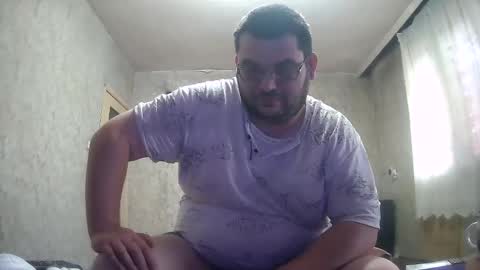 Snapshot of stefan90pt chatting on 09.25.25 Stefan online show from 09.25.25