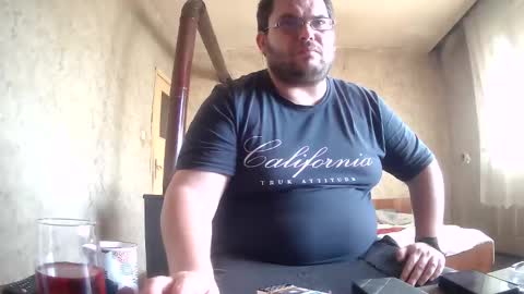 Snapshot of stefan90pt chatting on 10.25.25 Stefan online show from 10.25.25