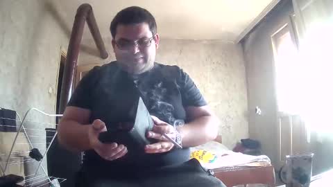 Snapshot of stefan90pt chatting on 10.30.25 Stefan online show from 10.30.25