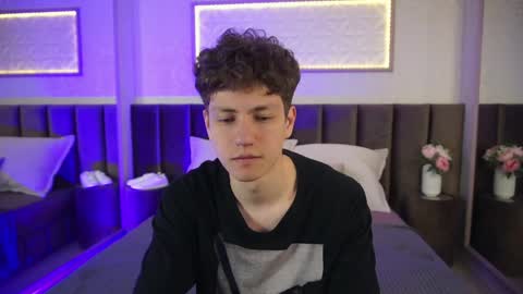 Snapshot of stefanbev chatting on 04.10.26 Esrefan online show from 04.10.26