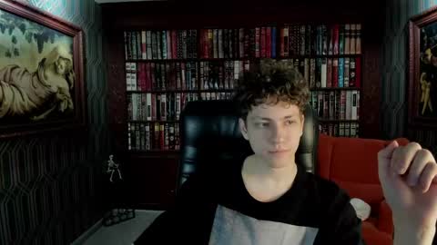 Snapshot of stefanbev chatting on 04.11.26 Esrefan online show from 04.11.26