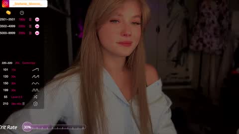 Snapshot of stefanie_collins chatting on 12.06.24 Stefanie online show from 12.06.24