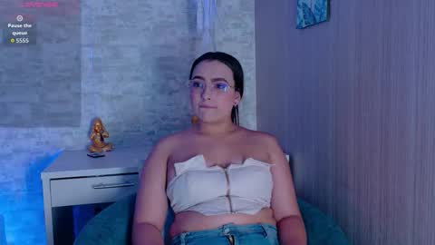 Stefanny online show from 10.14.25