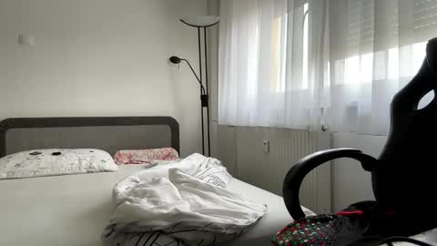 stefanomorelli online show from 10.14.25