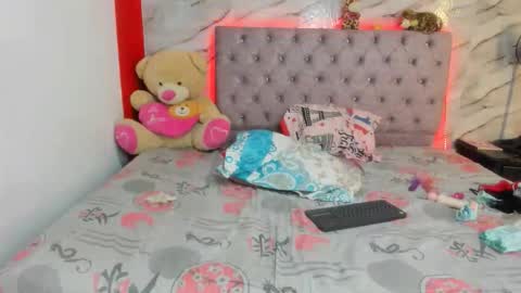 Snapshot of stefany_andruw chatting on 10.22.25 stefany_andruw online show from 10.22.25