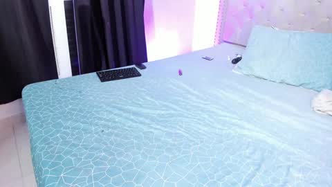 steffany_lopez_ online show from 01.14.25