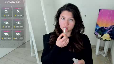 Steffi online show from 10.14.25