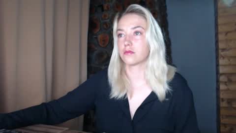 Snapshot of steffynicolle chatting on 03.31.26 Steffy online show from 03.31.26