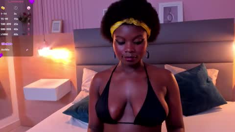 Snapshot of stela_ebony chatting on 10.25.25 STELA online show from 10.25.25