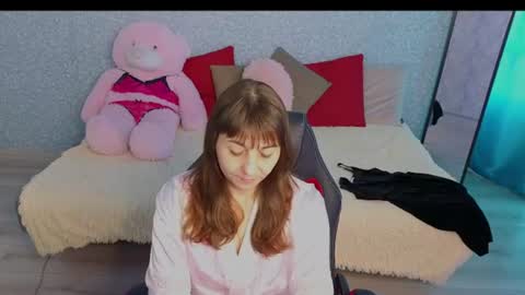 Snapshot of steladream chatting on 06.26.26 Stela online show from 06.26.26
