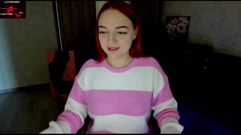 Snapshot of stella__cox chatting on 02.01.25 Stella Cox online show from 02.01.25
