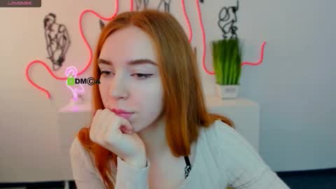 stella_flower online show from 03.11.26