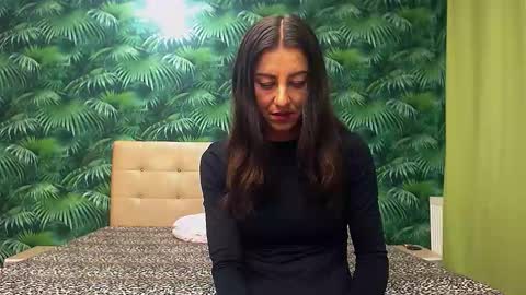 Stella John online show from 11.30.25