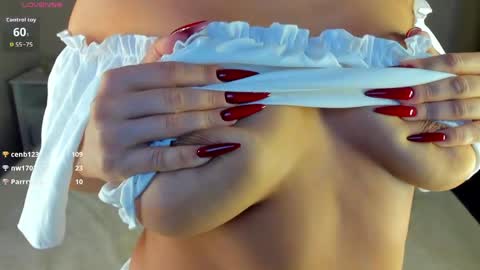 Stella Leee online show from 04.07.26