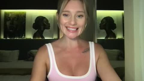 Stella online show from 10.01.25