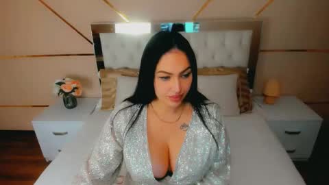 Snapshot of stella_nelson chatting on 10.07.25 Stella Nelson online show from 10.07.25