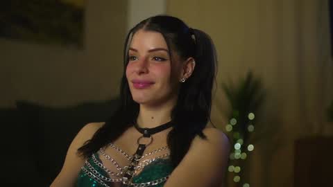 Snapshot of stella_shock chatting on 01.17.25 Stella online show from 01.17.25