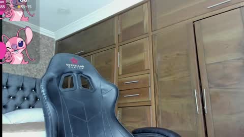 Estella online show from 12.14.24