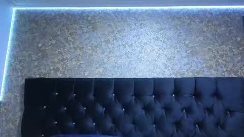 Estella online show from 11.28.25