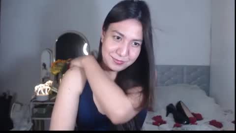 Stella online show from 10.05.25