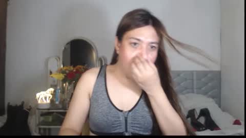 Stella online show from 11.30.25