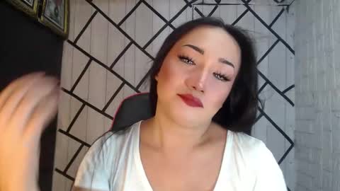 Stellaven online show from 10.15.25